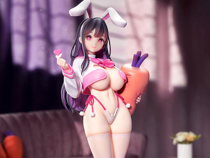 AniMester is proud to introduce a new 1/7 scale figure that will fit perfectly into your collection: the JK Bunny Sakura Uno Love Injection! The figure wears a pink and white top with bunny ears while holding a small heart and a large stuffed carrot.