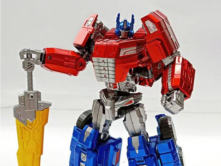 Picture shown for reference. New metallic paint will be used. From Planet X, PX-10C Jupiter transforms from a battling robot to a futuristic vehicle. It features a metallic paint finish.