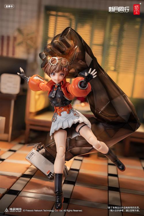 Based on the brand new mobile game, Crescent Moon Walker, Snail Shell three-dimensionalizes character choice Qianqiu for the first time! 
This highly detailed collectible figure comes with an array of interchangeable features to enhance your display experience. Included are four distinct facial expressions: an open-mouth face (pre-attached), a happy face, a scrappy face, and a serious face, all equipped with full eye movement. A new eyeball adjustment stick is also provided for easy control of the gaze ang