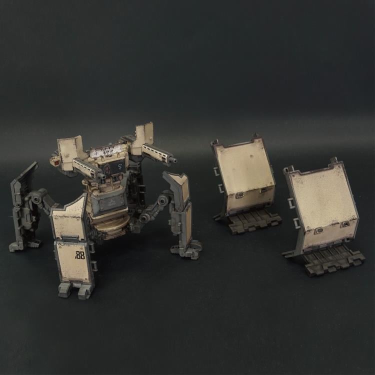 The Sand Waterstrider QM3s is an all-terrain quadrupedal vehicle able to operate autonomously or installed on a trailer pulled by an Ankylo truck, which then frees up Strider drivers to focus exclusively on unloading its heavy firepower turret, providing excellent suppressive fire when supporting the front lines.