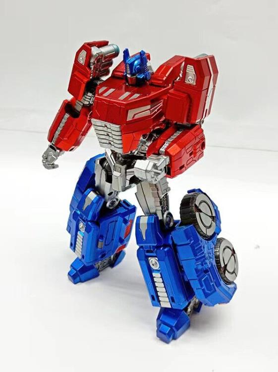 Picture shown for reference. New metallic paint will be used.  From Planet X, PX-10C Jupiter transforms from a battling robot to a futuristic vehicle. It features a metallic paint finish.