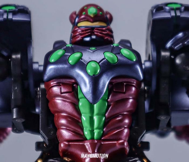 TransArt introduces their new release, BWM-11 Metal Tarantula! Standing at 6.5 inches in robot mode, BWM-11 is Masterpiece Scale and features 4 different modes: Robot, Beast, Motorcycle and Vehicle. BWM-11 also includes 3 mini spider figures. Comes in a metallic finish with die-cast parts.