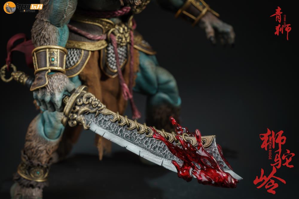 Stripped of its armor, the figure's agility is unencumbered; clad in it, the figure stands invulnerable to the onslaught of blades. Cloaked in a wired fabric cape for daily guise, it serves to divert prying eyes. The Cyan Lion action figure continues the use of the bio textured approach to ensure the transparency of the skin texture, with the use of the exclusive air cushion gear joints for the body ensuring durability at critical joints such as the elbows, knees, and ankles.