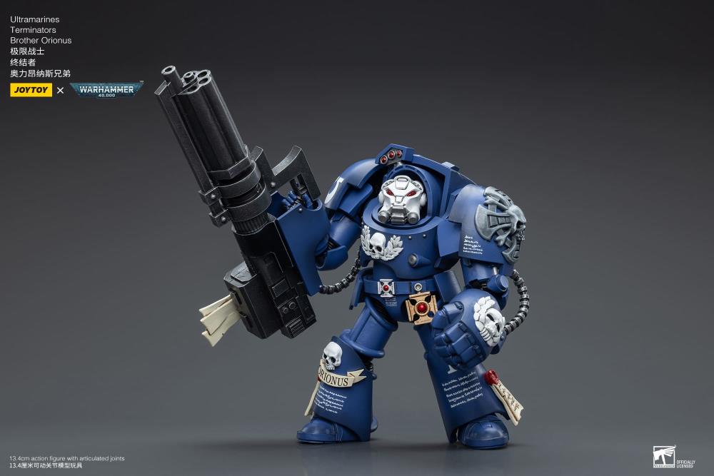 Joy Toy brings the Ultramarines to life with this Warhammer 40K 1/18 scale figure! Highly disciplined and courageous warriors, the Ultramarines have remained true to the teachings of their Primarch Roboute Guilliman for 10,000 standard years. Keeping watch over the Imperium, they personify the very spirit of the Adeptus Astartes. Each figure includes interchangeable hands and weapon accessories and stands between 4" and 6" tall.