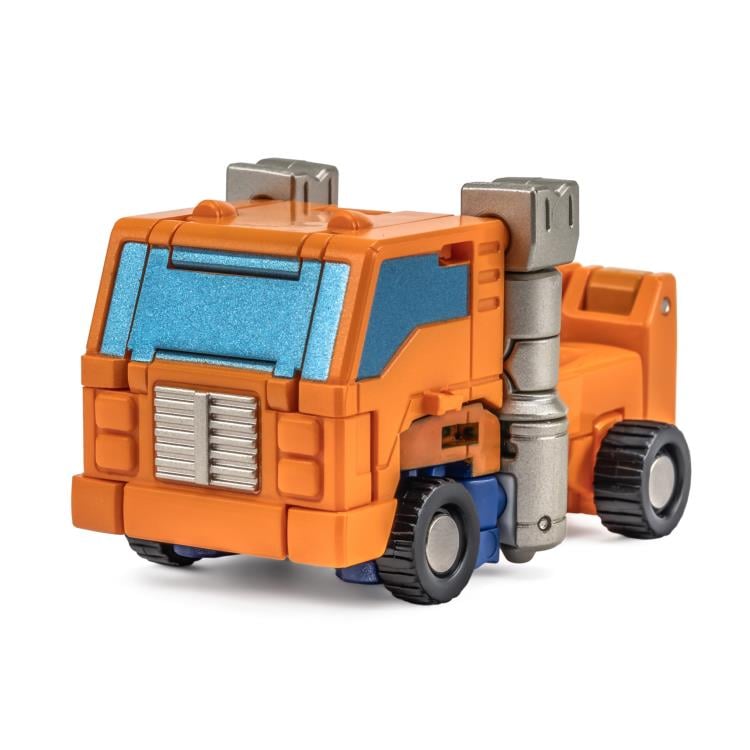NA H58 Balin & H59 Dwalin are miniature vehicles by Newage that can convert into battle robots. Standing about 2 inches tall in robot mode, these figures come armed with blasters and feature multiple points of articulation. Other figures shown not included (sold separately)