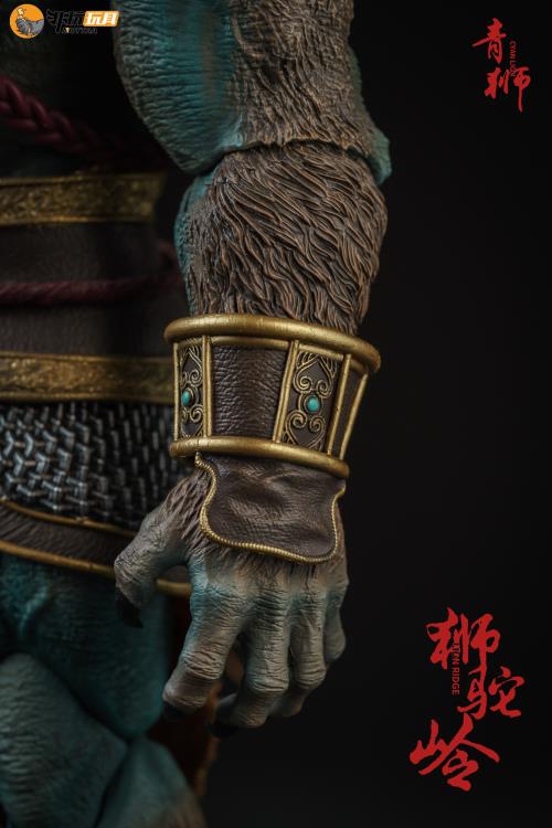 Stripped of its armor, the figure's agility is unencumbered; clad in it, the figure stands invulnerable to the onslaught of blades. Cloaked in a wired fabric cape for daily guise, it serves to divert prying eyes. The Cyan Lion action figure continues the use of the bio textured approach to ensure the transparency of the skin texture, with the use of the exclusive air cushion gear joints for the body ensuring durability at critical joints such as the elbows, knees, and ankles.