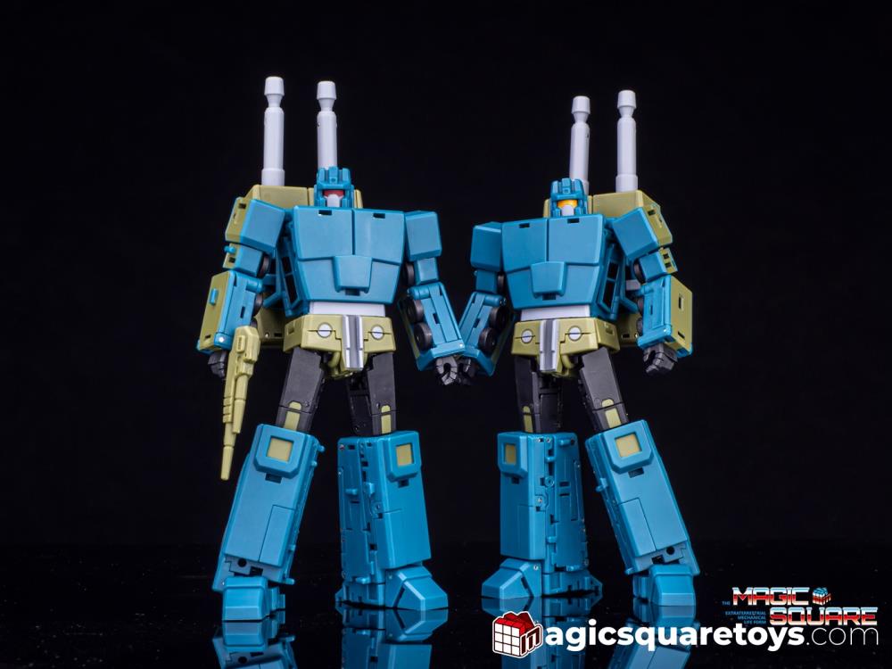 Simplicity is the ultimate sophistication, as Magic Square’s design progresses, the Night Tracer release is arguably the smoothest transformation yet! The MS-B53 Night Tracer can convert between robot form and truck form and comes with additional weapons and other accessories for more dynamic display opportunities. Other figures shown not included