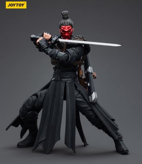 Joy Toy brings to the table a new series of figures, inspired after the Dark Source brand. These highly detailed 1/18 scale figures stand just under 4 inches tall and come equipped with an arsenal of interchangeable parts and weapons.