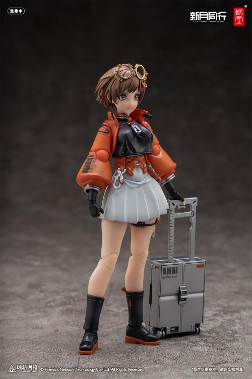 Based on the brand new mobile game, Crescent Moon Walker, Snail Shell three-dimensionalizes character choice Qianqiu for the first time! 
This highly detailed collectible figure comes with an array of interchangeable features to enhance your display experience. Included are four distinct facial expressions: an open-mouth face (pre-attached), a happy face, a scrappy face, and a serious face, all equipped with full eye movement. A new eyeball adjustment stick is also provided for easy control of the gaze ang