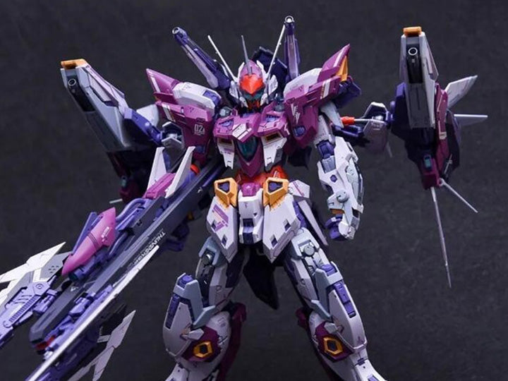 In ERA+ is proud to introduce a new figure in their Infinity Nova model kit line: THB-02A Thunderbolt! Featuring an alloy skeleton and a wide range of accessories and weapons, this is one mecha you won't want to miss out on! Order yours today and get ready to battle!