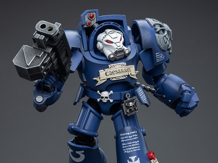 Joy Toy brings the Ultramarines to life with this Warhammer 40K 1/18 scale figure! Highly disciplined and courageous warriors, the Ultramarines have remained true to the teachings of their Primarch Roboute Guilliman for 10,000 standard years. Keeping watch over the Imperium, they personify the very spirit of the Adeptus Astartes. Each figure includes interchangeable hands and weapon accessories and stands between 4" and 6" tall.