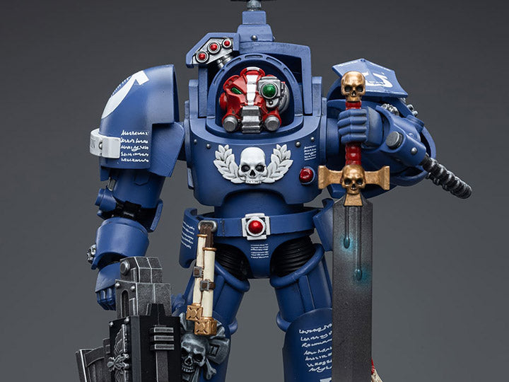 Joy Toy brings the Ultramarines to life with this Warhammer 40K 1/18 scale figure! Highly disciplined and courageous warriors, the Ultramarines have remained true to the teachings of their Primarch Roboute Guilliman for 10,000 standard years. Keeping watch over the Imperium, they personify the very spirit of the Adeptus Astartes. Each figure includes interchangeable hands and weapon accessories and stands between 4" and 6" tall.