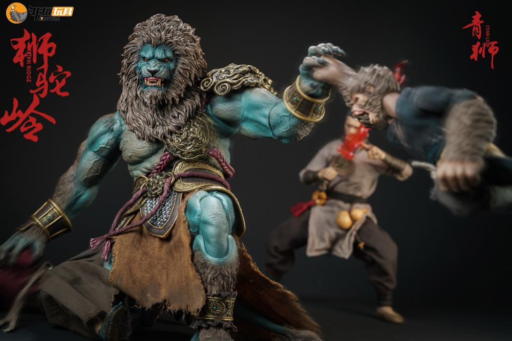 Stripped of its armor, the figure's agility is unencumbered; clad in it, the figure stands invulnerable to the onslaught of blades. Cloaked in a wired fabric cape for daily guise, it serves to divert prying eyes. The Cyan Lion action figure continues the use of the bio textured approach to ensure the transparency of the skin texture, with the use of the exclusive air cushion gear joints for the body ensuring durability at critical joints such as the elbows, knees, and ankles.