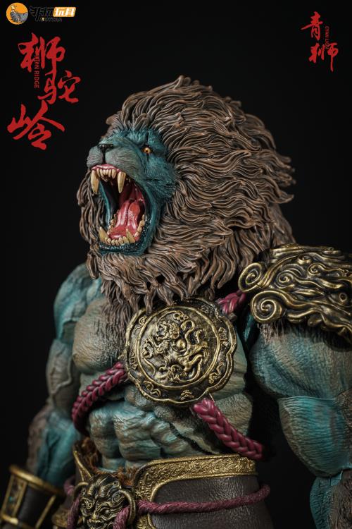 Stripped of its armor, the figure's agility is unencumbered; clad in it, the figure stands invulnerable to the onslaught of blades. Cloaked in a wired fabric cape for daily guise, it serves to divert prying eyes. The Cyan Lion action figure continues the use of the bio textured approach to ensure the transparency of the skin texture, with the use of the exclusive air cushion gear joints for the body ensuring durability at critical joints such as the elbows, knees, and ankles.