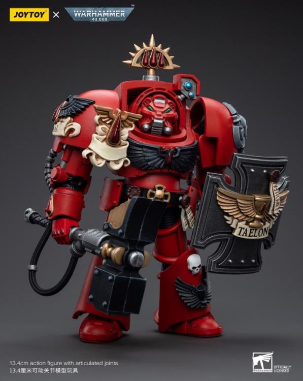 This 1/18 scale figure includes a variety of parts and accessories to allow you to customize your army of Warhammer 40k figures. Don't miss out on adding this figure to your collection!