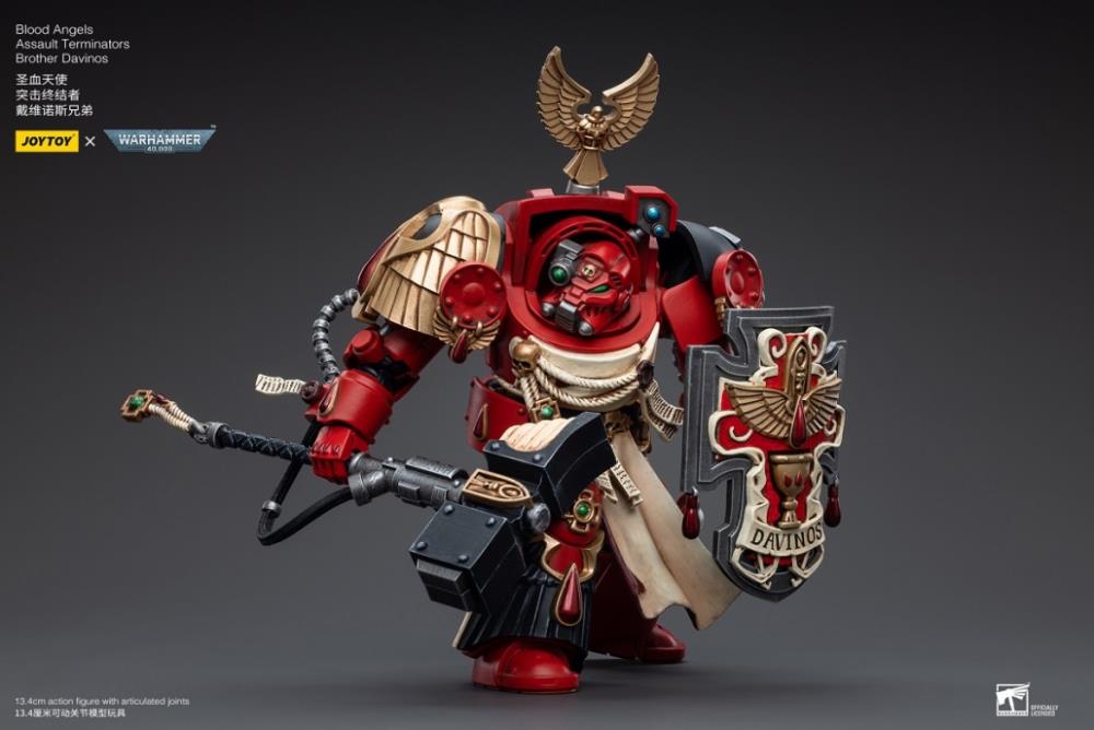 This 1/18 scale figure includes a variety of parts and accessories to allow you to customize your army of Warhammer 40k figures. Don't miss out on adding this figure to your collection!
