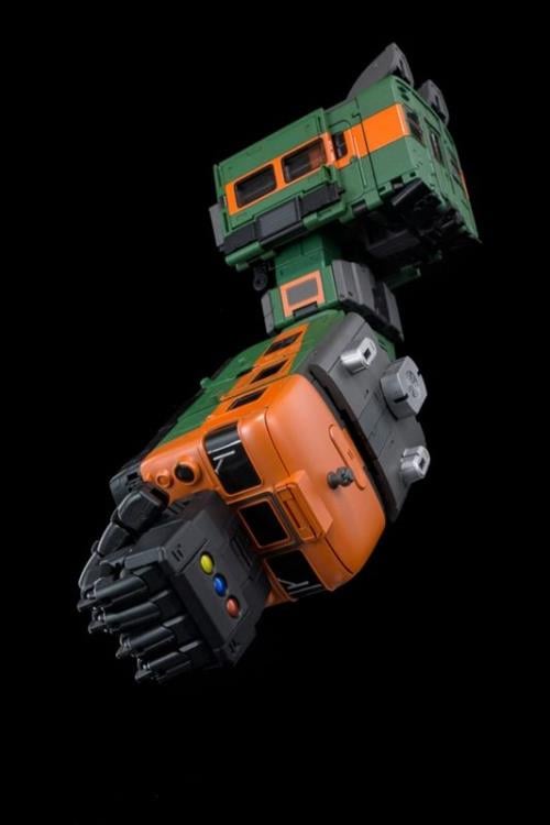 From Moon Studios comes a series of robot figures which transform from robots into different types of trains. The MSO5 Green Zone figure transforms from a robot into a train. Collect transforming figures MSO1 through MSO6 and you can combine them to form Radiatron!