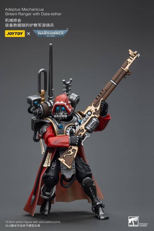 Joy Toy brings the Adeptus Mechanicus to life with this Warhammer 40K 1/18 scale figure! Keepers of the sacred tech knowledge that keeps the Imperium's war machines churning, the Adeptus Mechanicus zealously worship their Machine God or "Omnissiah". Regarding flesh as weakness, they replace their biological tissue with mechanical components until they are more machine than man.