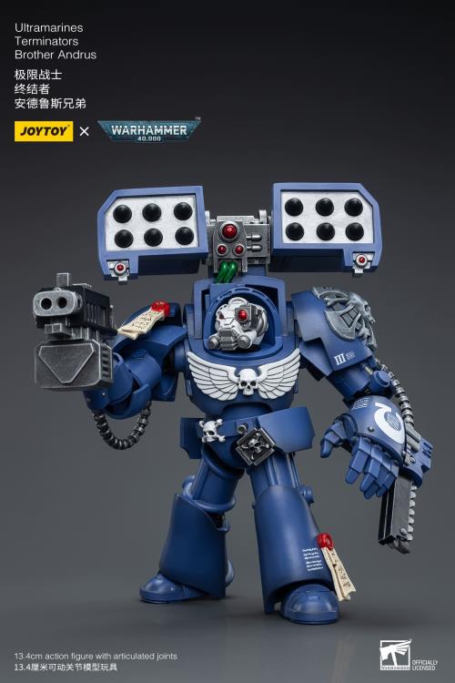 Joy Toy brings the Ultramarines to life with this Warhammer 40K 1/18 scale figure! Highly disciplined and courageous warriors, the Ultramarines have remained true to the teachings of their Primarch Roboute Guilliman for 10,000 standard years. Keeping watch over the Imperium, they personify the very spirit of the Adeptus Astartes. Each figure includes interchangeable hands and weapon accessories and stands between 4" and 6" tall.