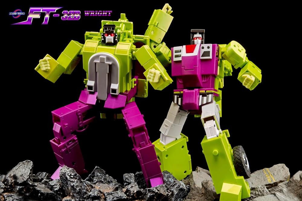From Fans Toys comes FT-32B Wright! This figure converts from robot to backhoe and includes a blaster accessory.