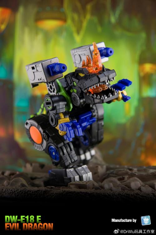 From Dr. Wu comes their newest converting figure, the DW-E18E Evil Dragon! This figure stands about 4 inches tall in dinosaur robot mode and can convert into a cube or battle station.