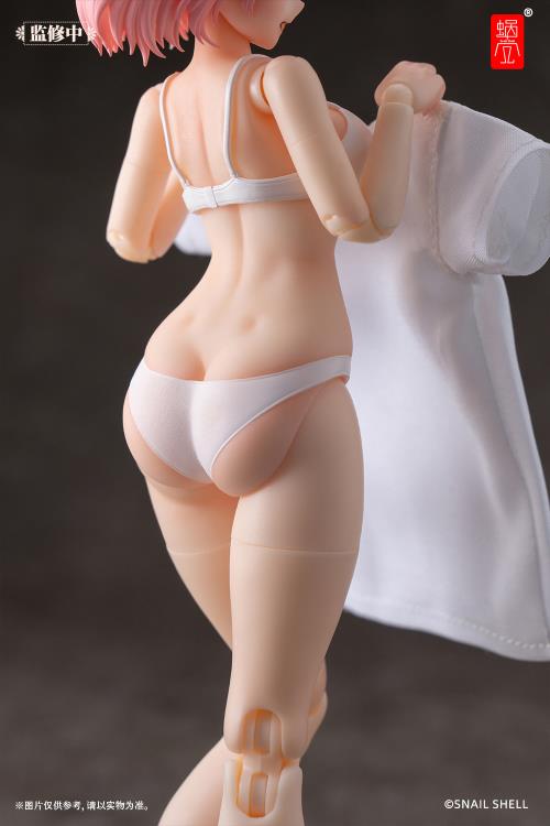 The main body of Aileen features intricate precision carving (molding), perfectly showcasing various details. To balance aesthetics and playability, the loose T-shirt on Aileen's upper body is made from real fabric, providing you with a better play experience. The rabbit agent image on the clothing is inspired by the animated series Aileen watched on television during her childhood, which sparked her admiration and longing for the agent profession.