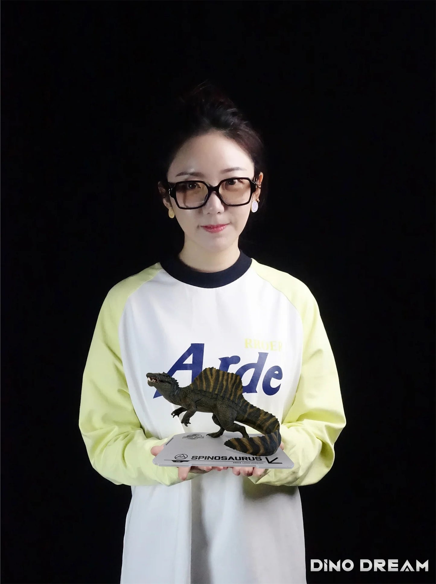 (Pre-order) Dino Dream 1/30 Spinosaurus stand version model