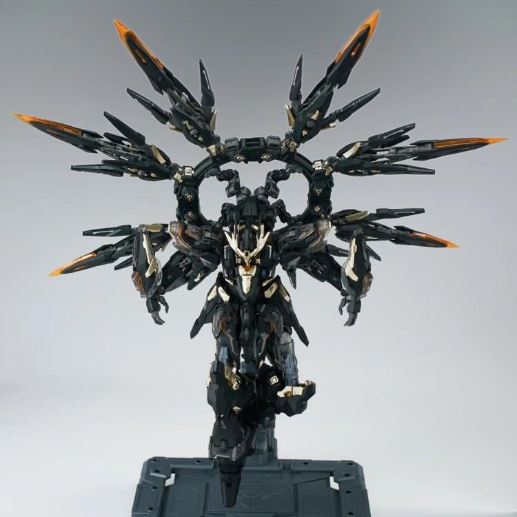 Add to your mecha collection with this Vientiane Fusion Apocalypse Black 1/100 scale model kit! This figure, once assembled, is highly poseable, and comes with a variety of accessories.