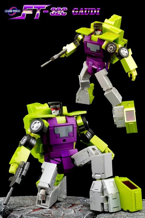 From Fans Toys comes FT-32C Gaudi! This figure converts from a robot to a vehicle form and includes a blaster accessory. Be sure to add it to your collection!