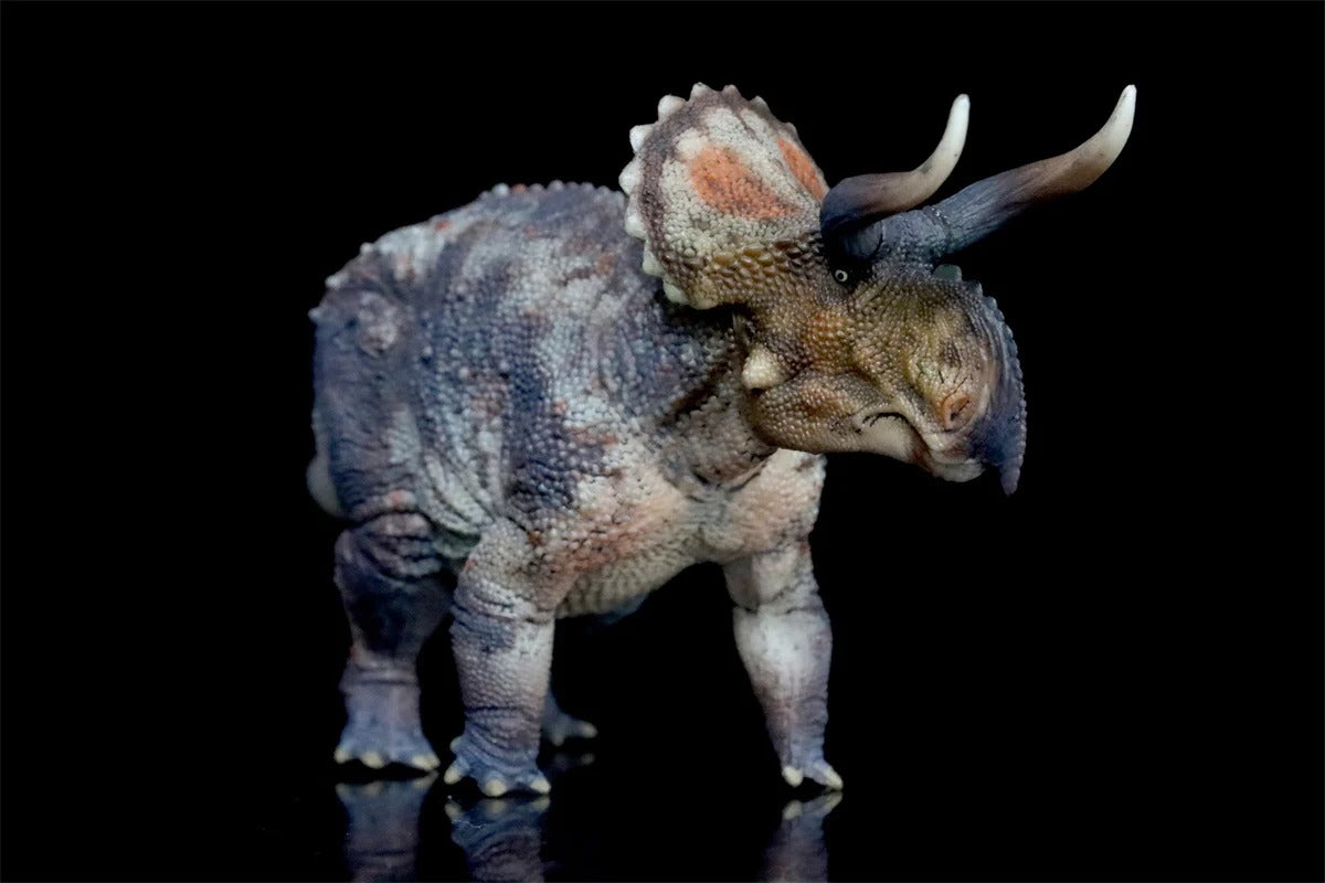HaoLongGood Nasutoceratops 1/35 Statue