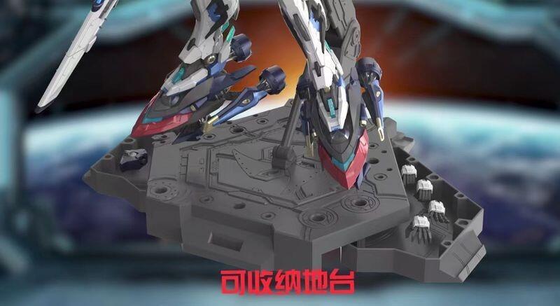 From Motor Nuclear comes the Blazing Star MNP-CR01 Yuhengxing No.6 Huan Ci Leader Advanced Type Model Kit.
Once completed, the figure stands over 13 inches tall and includes several weapons and equipment. The model kit includes a new platform that features hand and accessory storage functions. The model kit has dual forms and can also be combined to form an aircraft.