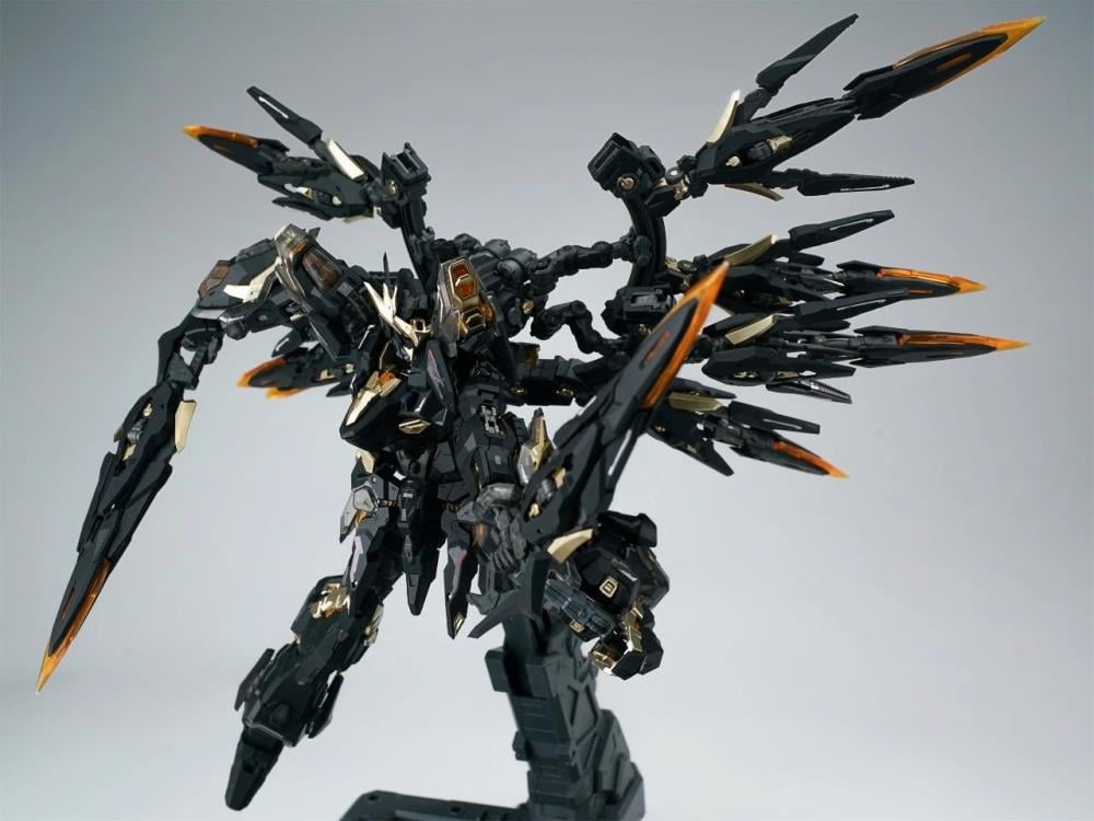 Add to your mecha collection with this Vientiane Fusion Apocalypse Black 1/100 scale model kit! This figure, once assembled, is highly poseable, and comes with a variety of accessories.