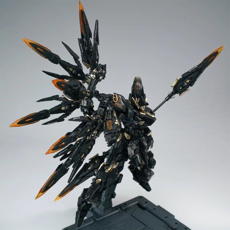 Add to your mecha collection with this Vientiane Fusion Apocalypse Black 1/100 scale model kit! This figure, once assembled, is highly poseable, and comes with a variety of accessories.
