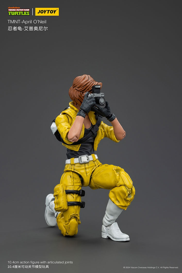 Joy Toy TMNT April O'Neil 1/18 Figure