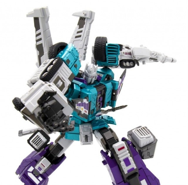 The GDW-03M Fuuma figure stands just over 11 inches tall as a robot and transforms into 6 different modes!
This figure is highly articulated and can be posed with the included guns or sword. With an edition size of 500 pieces worldwide you will want to be sure to add him to your collection!