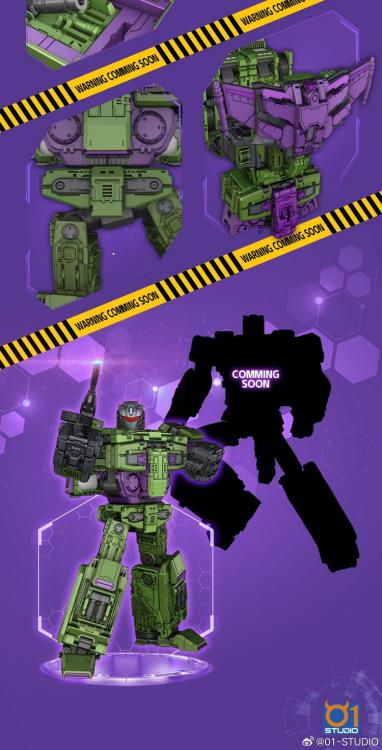 01 Studio's first set of Desolator figures has been released in four different classic forms! You can convert the Desolator Tremor robot into its "tow truck" form without having to disassemble any additional parts.