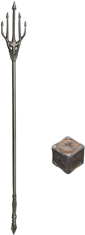 From the smash hit Zack Snyder's Justice League film comes a new MAFEX figure of the king of Atlantis, Aquaman! Standing around 6" tall and fully posable, every scale of his armor has been carefully sculpted. With newly created sculpted heads for a more realistic expression, this is one figure you won't want to miss out on. Order yours today!