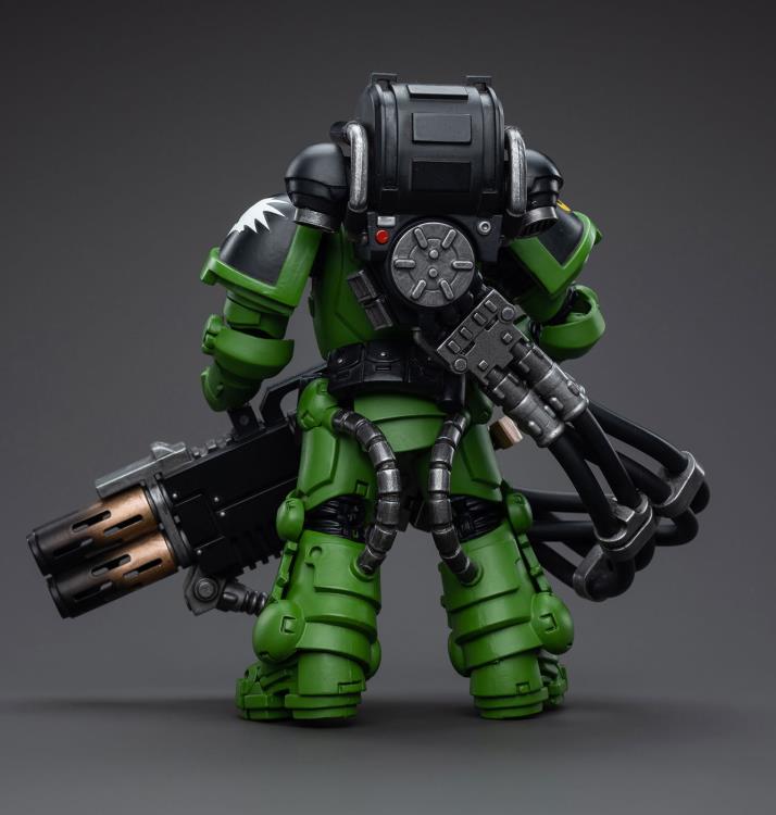 Hailing from a volcanic and unstable world, the Space Marine Chapter of the Salamanders take great care to avoid human casualties during their wars against Chaos. Deeply embedded in the Promeathan Cult, these warriors hone their skills to a lethal edge to protect Humanity. Each figure typically includes interchangeable hands and weapon accessories and stands between 4" and 6" tall.