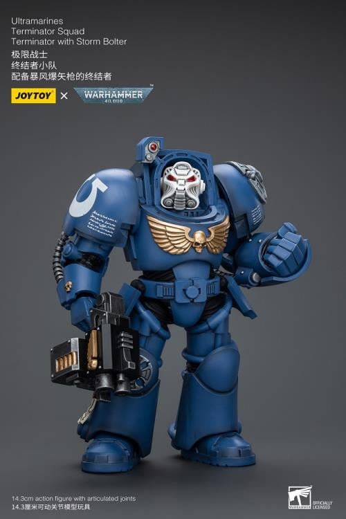 Joy Toy brings the Ultramarines to life with this Warhammer 40K 1/18 scale action figure! Highly disciplined and courageous warriors, the Ultramarines have remained true to the teachings of their Primarch Roboute Guilliman for 10,000 standard years. Keeping watch over the Imperium, they personify the very spirit of the Adeptus Astartes.