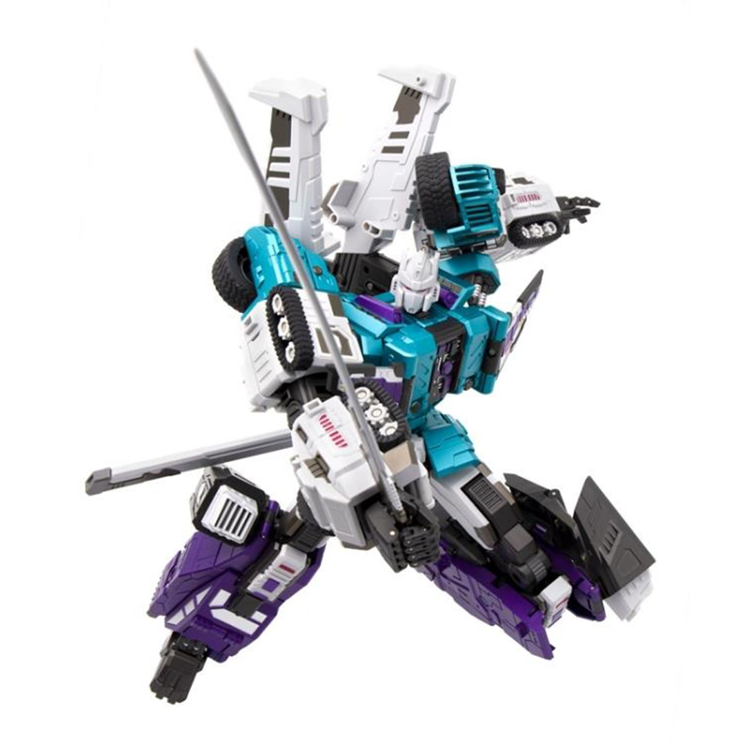 The GDW-03M Fuuma figure stands just over 11 inches tall as a robot and transforms into 6 different modes!
This figure is highly articulated and can be posed with the included guns or sword. With an edition size of 500 pieces worldwide you will want to be sure to add him to your collection!