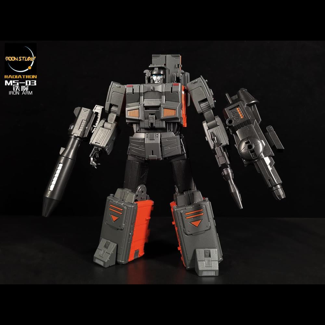 From Moon Studios comes a series of robot figures which transform from robots into different types of trains. The MSO3 Iron Arm figure transforms from a robot into a train. Collect transforming figures MSO1 through MSO6 and you can combine them to form Radiatron!