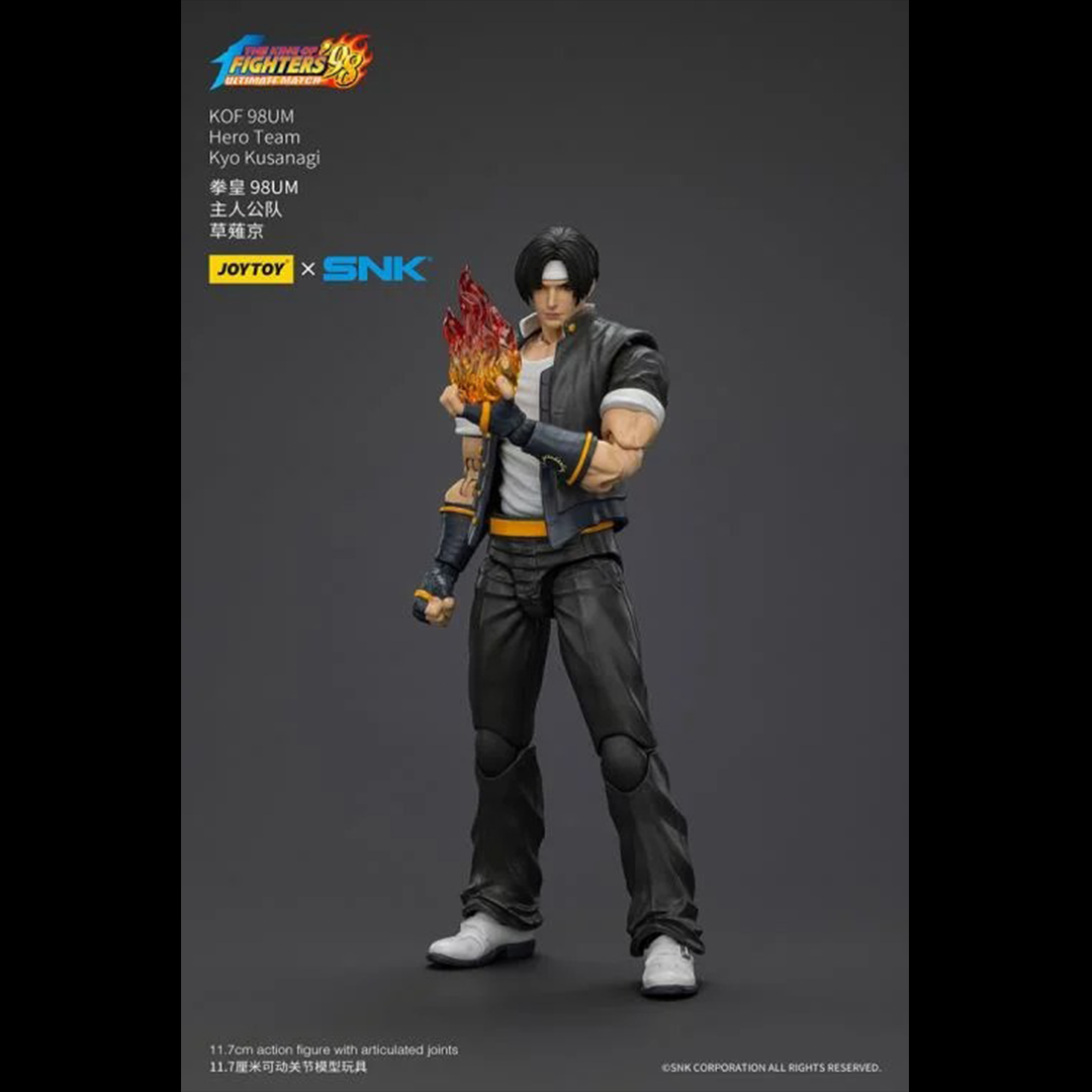 A new fighter is approaching! From the legendary fighting game The King of Fighters '98: Ultimate Match comes the next challenger in 1/18 scale: Kyo Kusanagi! Dressed in his traditional black and yellow outfit, Kyo comes with a large variety of accessories including flame effects when executing a powerful move. Recreated with jaw-dropping details lifted directly from the game, you'll be able to re-enact your favorite brawls or envision your own high stakes fights in style! Don't miss out on growing your KOF