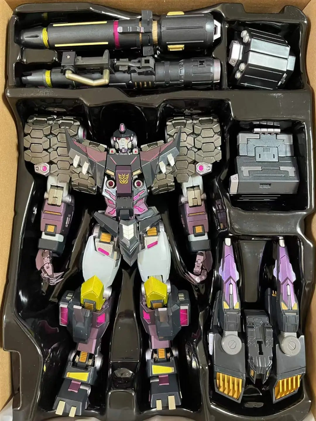 Metal Club Muscle Bear Tarn 21cm Action Figure