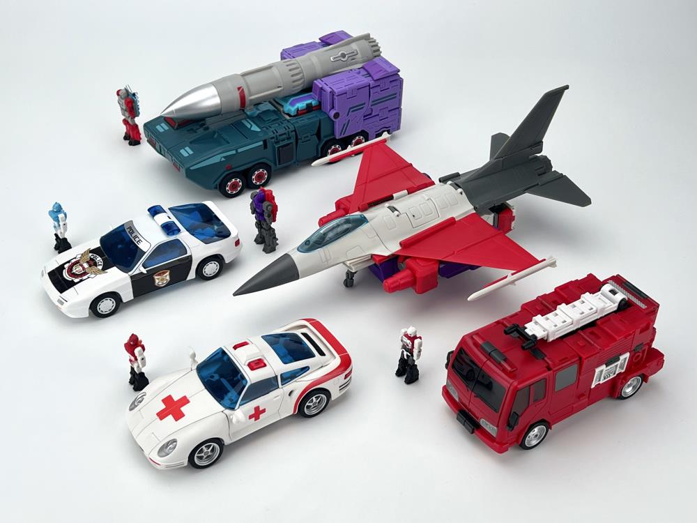 From Fans Hobby comes the Master Builder MB-23 Destroyer converting robot. This robot features a red, white and purple color scheme and can convert into a jet plane. This highly detailed Destroyer figure is a terrific addition to any collection.