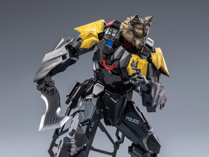 A former military officer, he is a captain of a task force, commonly known as "Z". Its true form is a werewolf. Having repeatedly engaged with the "JINROU" who adheres to his own justice, he has now begun to rethink his definition of "what should be protected."