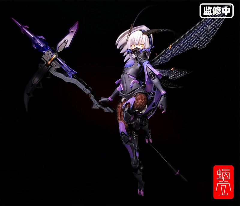 The Argidae Girl BEE-04R figure is based on an illustration by Mogumo in 1/12 scale! With several removable parts and a movable eyeball gimmick, this figure is easily customizable for your collection! The base of the figure even includes storage for smaller additional parts when they are not in use!
