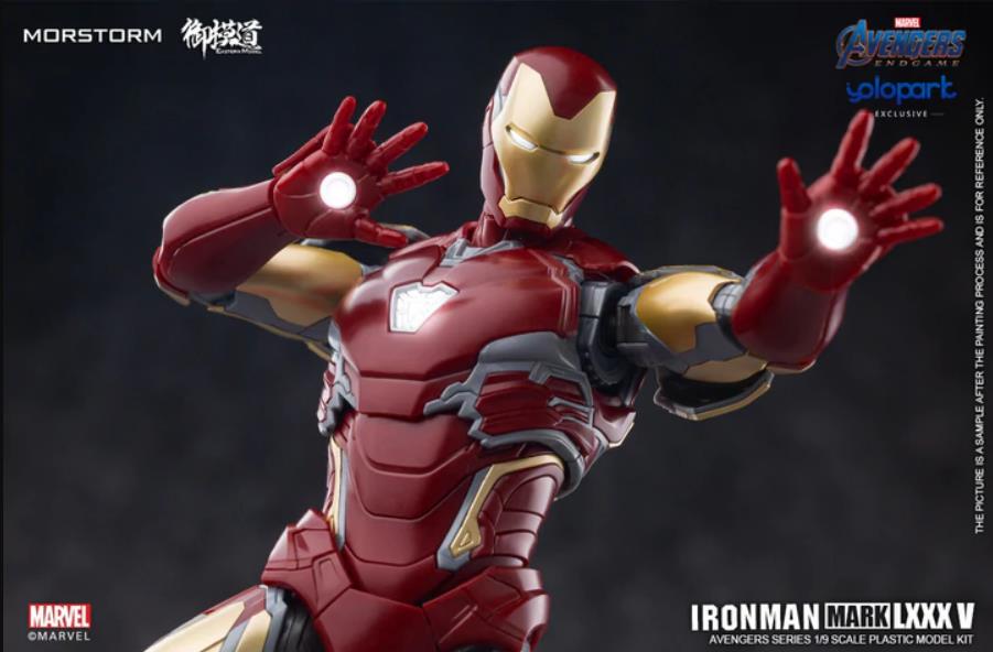 This 1/9 scale Eastern Model Morstorm Marvel Avengers end game Iron Man Mark 85 (Standard Ver.) model features plastic and die-cast parts for a more real feel. Once assembled, this kit becomes a fully articulated figure with a diorama display and stand.