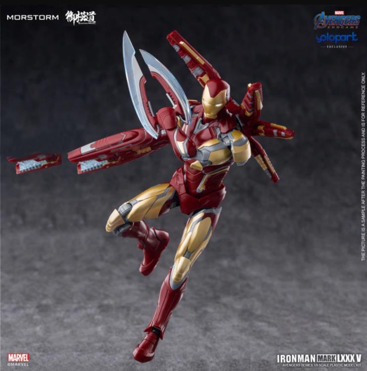This 1/9 scale Eastern Model Morstorm Marvel Avengers end game Iron Man Mark 85 (Standard Ver.) model features plastic and die-cast parts for a more real feel. Once assembled, this kit becomes a fully articulated figure with a diorama display and stand.