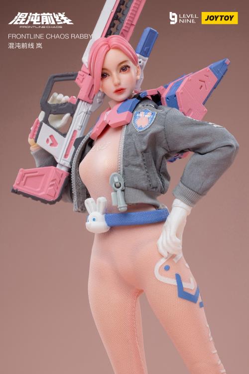 Joy Toy Frontline Chaos figure series continues in 1/12 Scale. Dressed in real cloth and stylish clothing, JoyToy Frontline Chaos is ready to run into battle with weapon combos.
