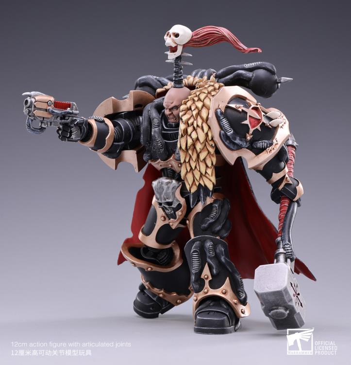 Joy Toy brings the Black Legion Chaos Space Marines to life with this 1/18 scale figure. The Black Legion is a Traitor Legion of Chaos Space Marines that is the first in infamy, if not in treachery, whose name resounds as a curse throughout the scattered and war-torn realms of Humanity. Recreate the most important battles with this highly detailed and articulated intimidating horned space marine figure.
